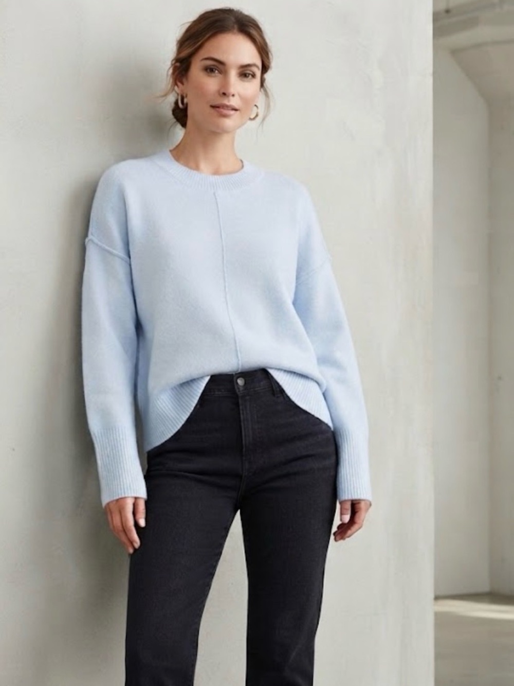 NWOT Vince Camuto Women’s Oversized Crewneck Sweater - Soft Light Blue | Size M